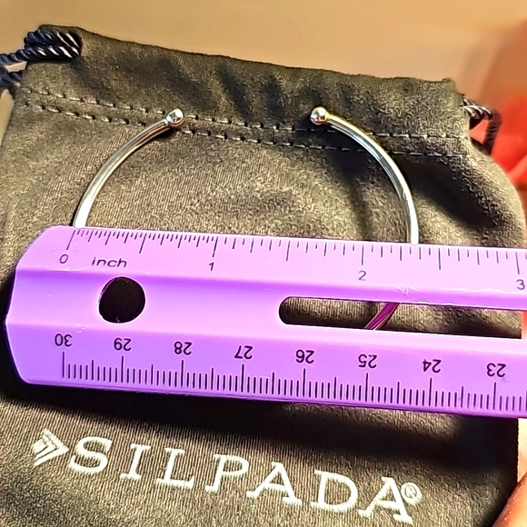 NEW Silpada B3520  Sterling Silver Cross Swarovski Crystal Cuff Bracelet - Picture 5 of 6